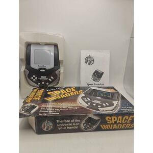 Vintage Excalibur SPACE INVADERS Electronic Portable Handheld 402-1 Clean